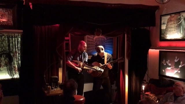 ESBJÖRN & JOHAN смотреть онлайн