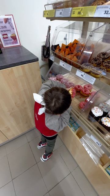 Зачем покупать если можно не покупать 😹 смотреть онлайн