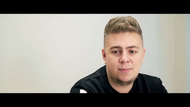 Интервью с bondik @ EPICENTER 2017 смотреть онлайн