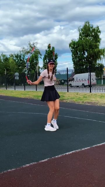 Красивые вращения скакалкой без прыжков ❤️ #music #song #newmusic #скакалка #jumprope #skipping смотреть онлайн