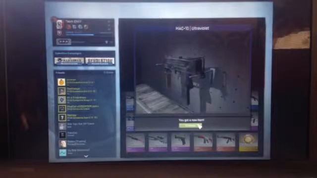 CS GO Case Opening смотреть онлайн