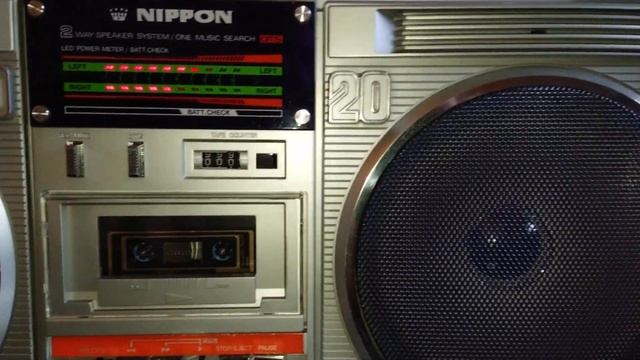 Nippon SRC-2015B Boombox Ghettoblaster Stereo Radio Cassette Recorder Portable Stereo смотреть онлайн