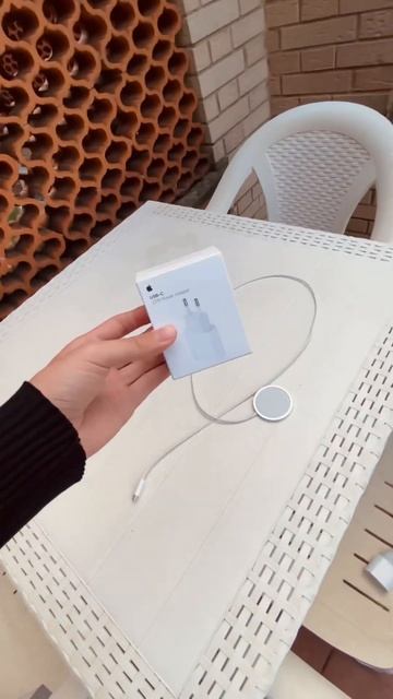 MagSafe Cover iPhone 11 смотреть онлайн