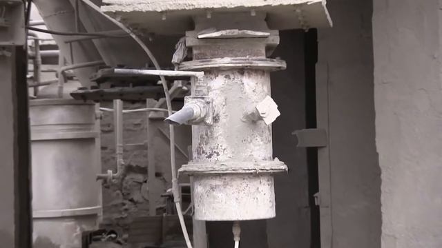 Ліквідація місць виготовлення фальсифікованого цементу працівниками ДСБЕЗ Дніпропетровської обл смотреть онлайн