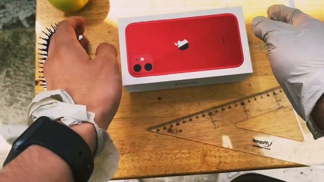 UNBOXING IPhone 11 pro max Product red 256 gb 4K 1018p bien perrisimo смотреть онлайн