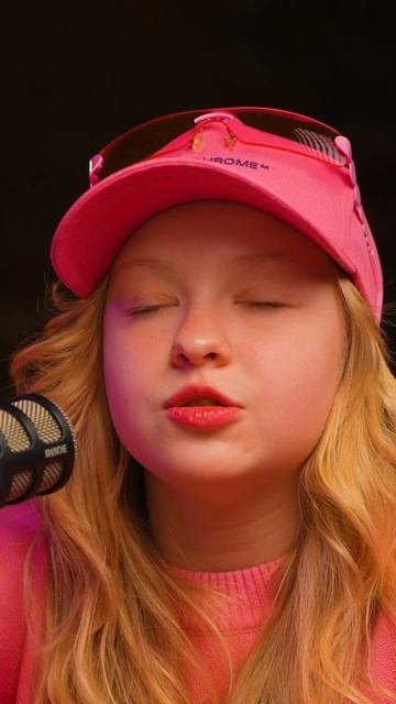 ВРУТ В КАДРЕ 👿 ЭТО ДИКО БЕСИТ! #ложь #киноляпы #кино #new #шоу #тренды #новоекино #чтопосмотреть смотреть онлайн