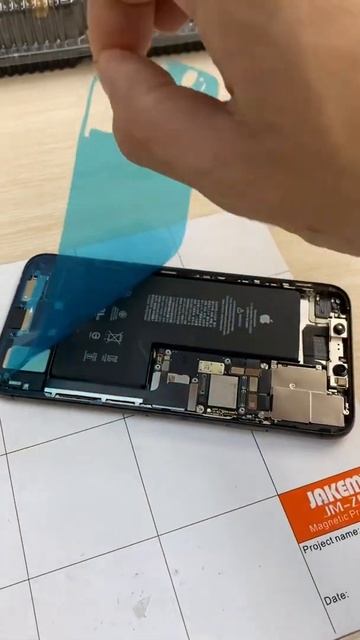 Быстрая замена стекла IPhone 11 Pro Max смотреть онлайн