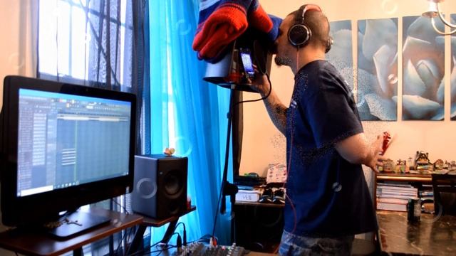 In The Studio Recording Rap Song With FL STUDIO 20 смотреть онлайн