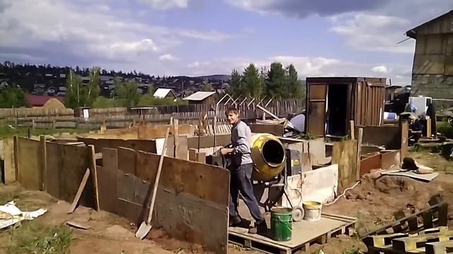Начало строительства нашего дома!!!Start of construction of our house !!! смотреть онлайн