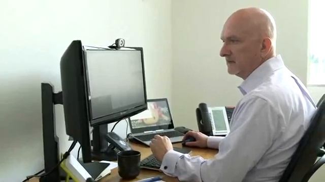 Nonprofit Changes Lives with Help from Office 365 (2) смотреть онлайн
