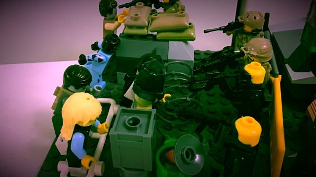 Lego zombie outbreak in London ! I'm back ! смотреть онлайн