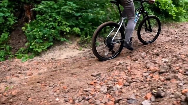 Ура! Я выехала сыпучий подъём! Толпой веселее. Теперь будем долбить следующий подъём! смотреть онлайн