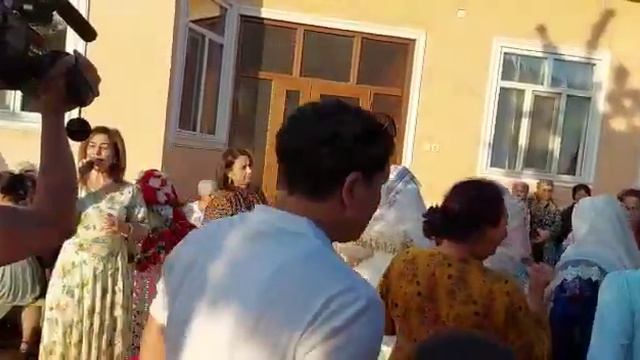 Мухайёхон келин салом жонли ижрода смотреть онлайн