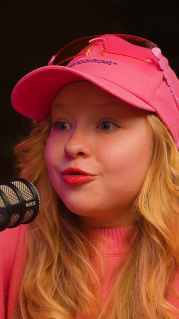 ЗРИТЕЛЬ ДОЛЖЕН ВИДЕТЬ СЕБЯ 😎 ЧТО ЕЩЕ МОЖЕТ ЕГО ЗАЦЕПИТЬ?👇 #new #тренды #шоу #эмоции #шортс смотреть онлайн