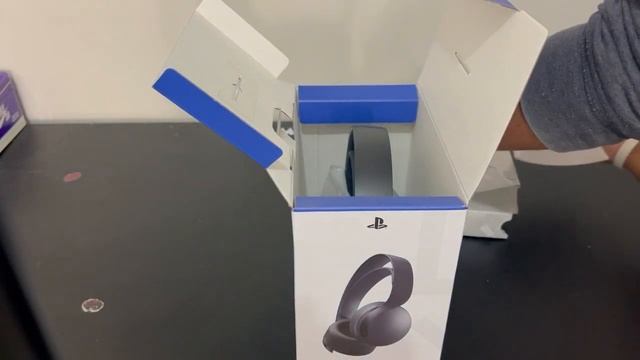 Playstation 5 - Unboxing do PS5 + Playstation Camera + Pulse 3D смотреть онлайн