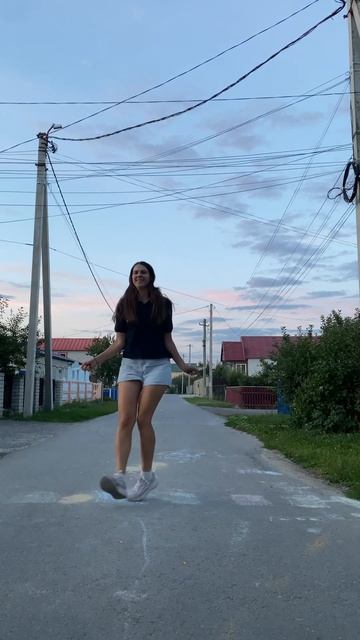 #скакалка #dance #jumprope #skipping #скиппинг #sports #спорт #shuffledance #прыжкинаскакалке смотреть онлайн