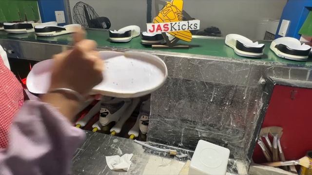 Jordan 3 Retro White Cement Reimagined From Jaskicks смотреть онлайн