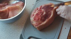 Подготовка мяса для ветчины из свиной лопатки (+ обвалка части отруба)