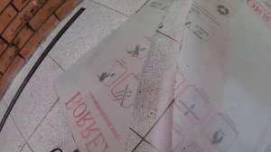 Монолитный  поликарбонат вместо стекла. Красиво и надежно.