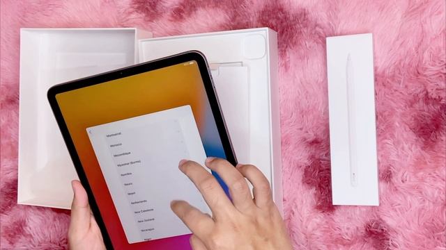 'UNBOXING IPAD PRO 2020 & Apple pencil 2' смотреть онлайн