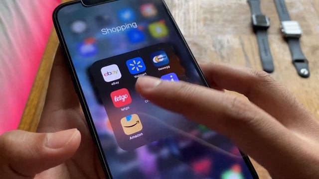 What's On My iPhone? - Mid 2021 смотреть онлайн