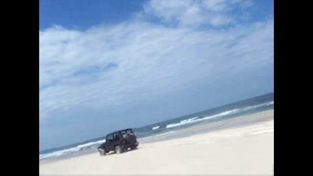 4x4 (4wd) action - 4wd Stuck in Sand on Beach @ Bribie Island - Jeep Wrangler TJ смотреть онлайн