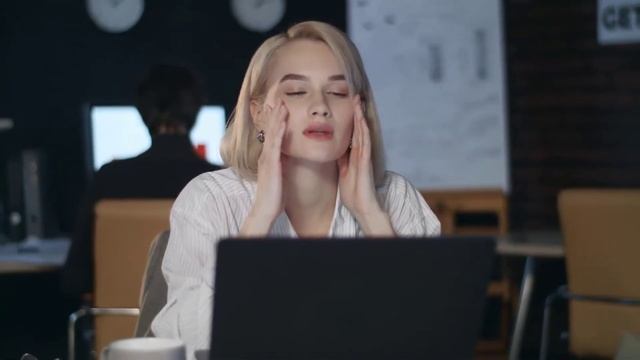 Microsoft Ending Office 2010 Support смотреть онлайн