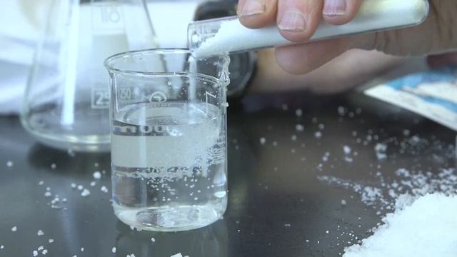Fake Snow - Periodic Table of Videos смотреть онлайн