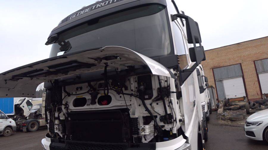 Два Вольво 2020 года смотреть онлайн