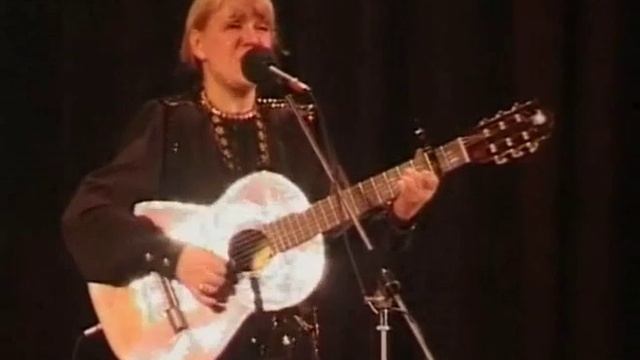 Жанна Бичевская - Песня о святых Царственных мучениках смотреть онлайн