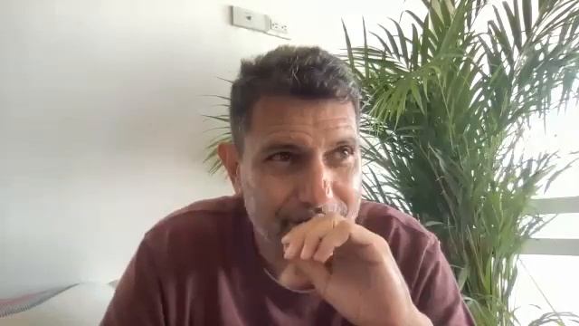 04-10-2023 Español - English смотреть онлайн