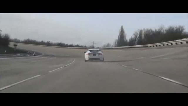 Jaguar XKR-S GT Revealed 542BHP 5.0 litre SUPERCHARGED V8 смотреть онлайн