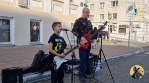 Когда твоя девушка больна - Лев и папа - Спасская проезжая, Киров (№135) #кавер #Цой