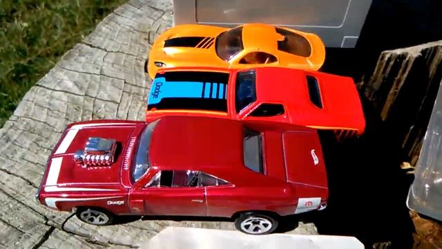 Unboxing Mopar set, Walmart exclusive Hot Wheels from 2018 смотреть онлайн