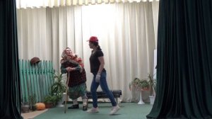 в Убинском СК выступил театральный коллектив "Мирас" с пьесой Ф. Садриев «Җәмиләнең җенләнүе»