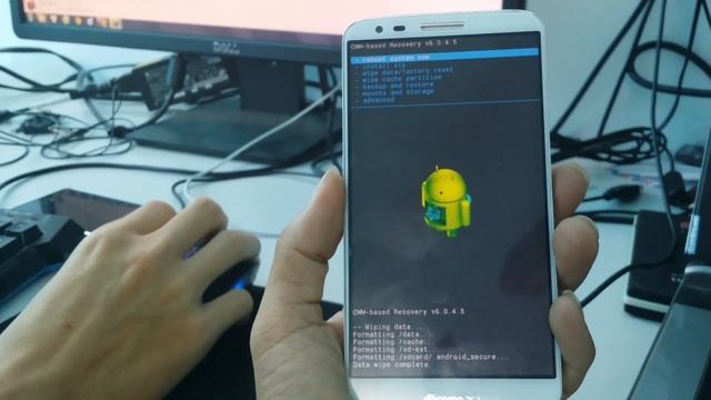 [MobileCity] Hướng dẫn up Rom Kitkat 4.4.2 cho LG G2 Docomo смотреть онлайн