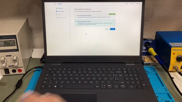 Como formatar Dell Inspiron 15 3000 5000 sem Pen Driver Bootavel. смотреть онлайн