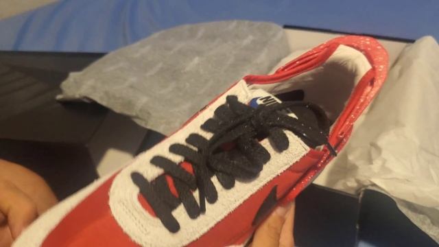 Nike X Undercover Daybreak University Red On Feet смотреть онлайн