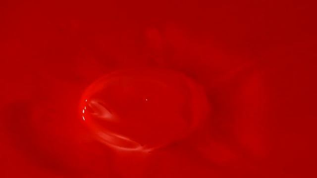Red Drop Video Loop смотреть онлайн