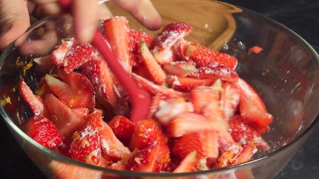 Do you have oatmeal and strawberry? Delicious homemade dessert that I never get tired of eating смотреть онлайн