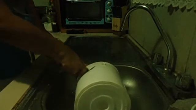 Lámpara de bote de pintura смотреть онлайн