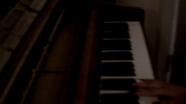 Louise - Outside Your Window смотреть онлайн