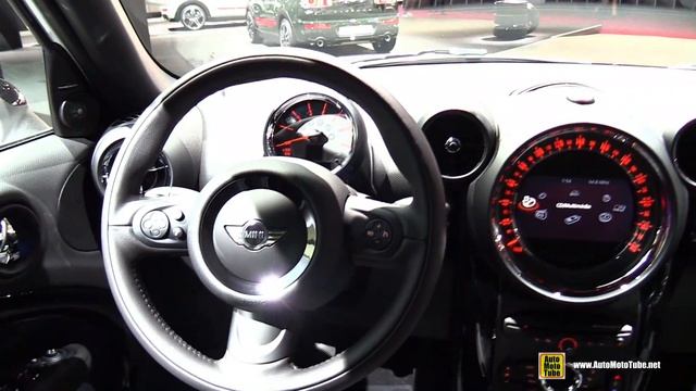 2017 Mini Cooper D Countryman All4 112ch - Exterior and Interior Walkaround - 2016 Paris Motor Show смотреть онлайн