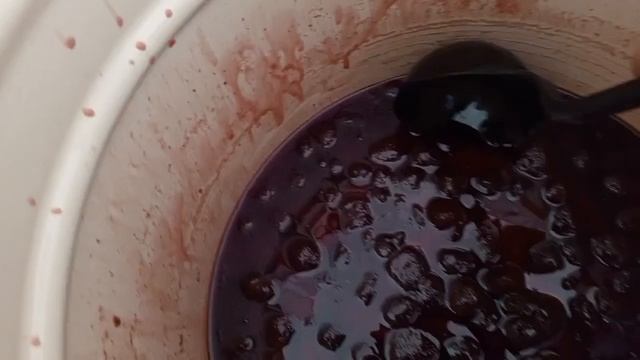 Клубничное варенье в экстремальных условиях смотреть онлайн