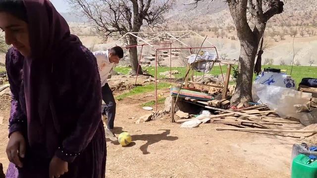 "Mountain Nomads: Asghar, Halimeh, and the Art of Stonemasonry and Cooking" смотреть онлайн