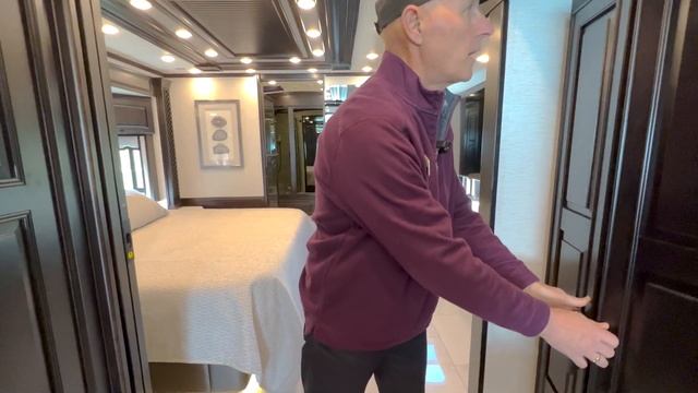 2024 Newmar London Aire 4551 (17N231994) смотреть онлайн