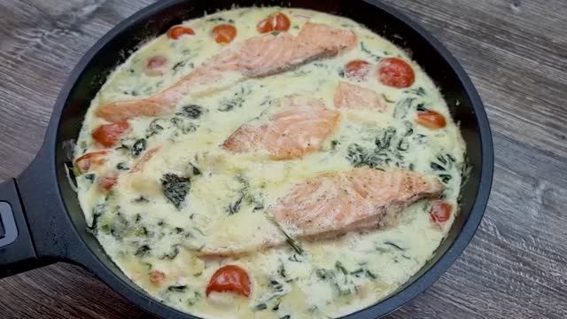 Лосось в сливочно-сырном соусе с овощами - вкусно и сытно_ простые идеи блюд к обеду или ужину смотреть онлайн
