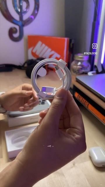 iPhone 15 Pro Max in Natural Titanium Unboxing!! смотреть онлайн