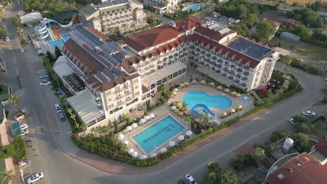 Loceanica Beach Resort 5* смотреть онлайн