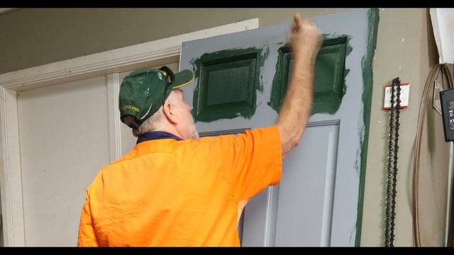 Paint 6 Panel Door with Brush - Pro Tips & Bonus Tip смотреть онлайн